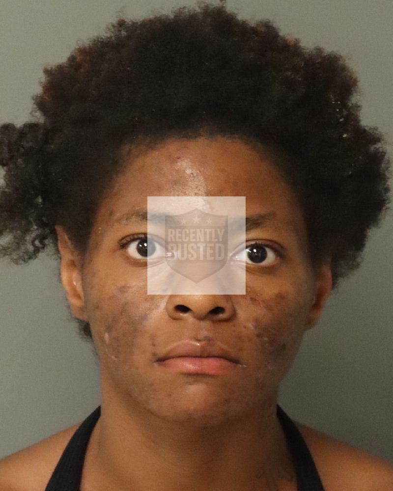 Mugshot of FARMER, MYASIA ANIAH