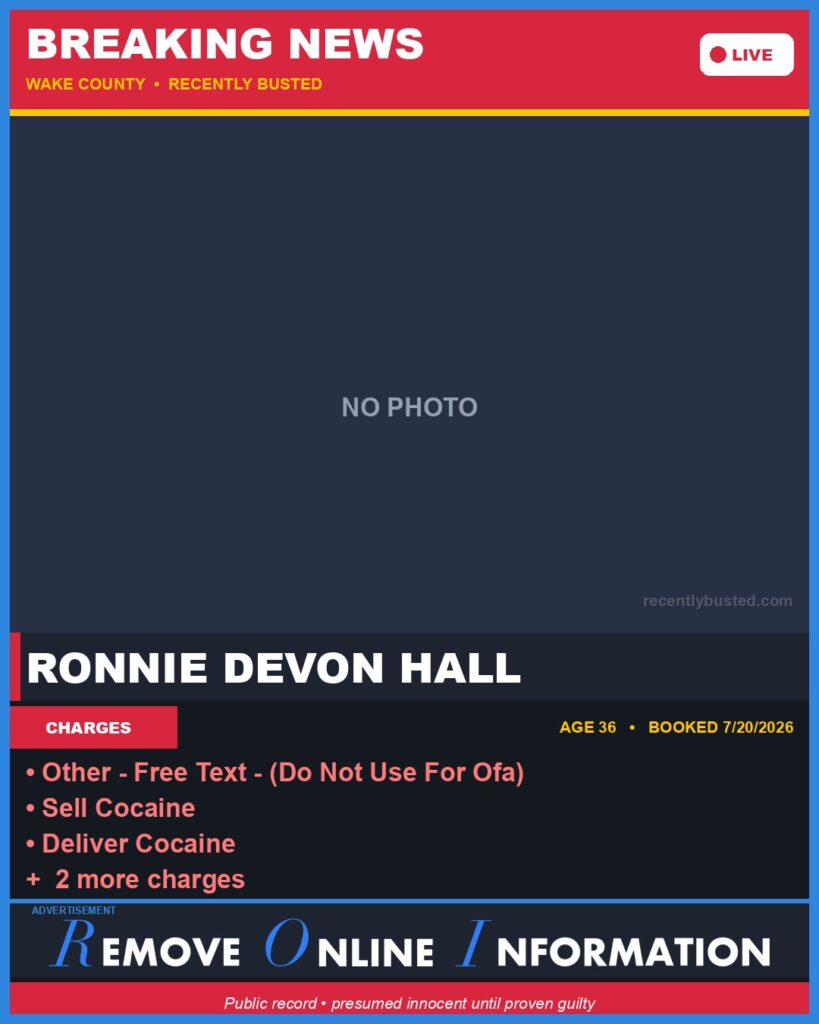 Booking photo of RONNIE DEVON HALL