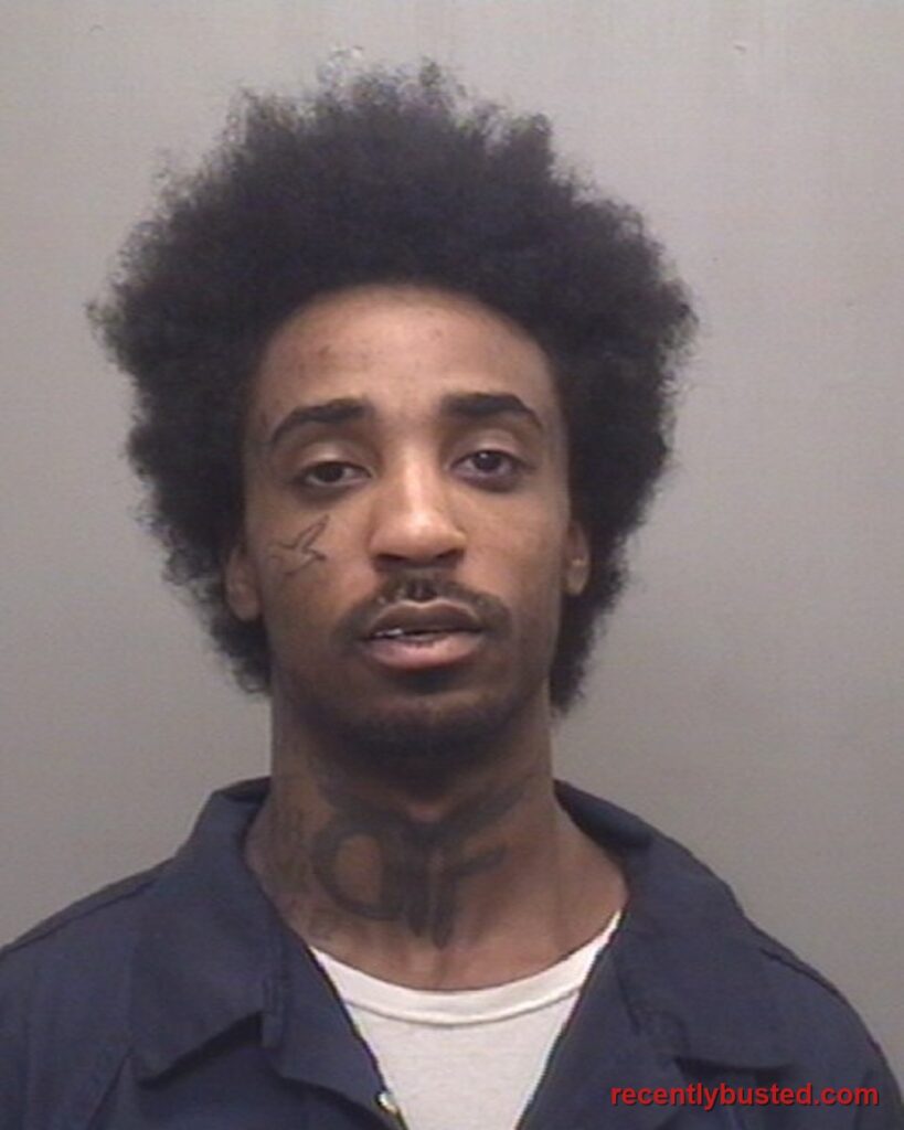 Booking photo of JUVONTA DESHAUN LAFOND
