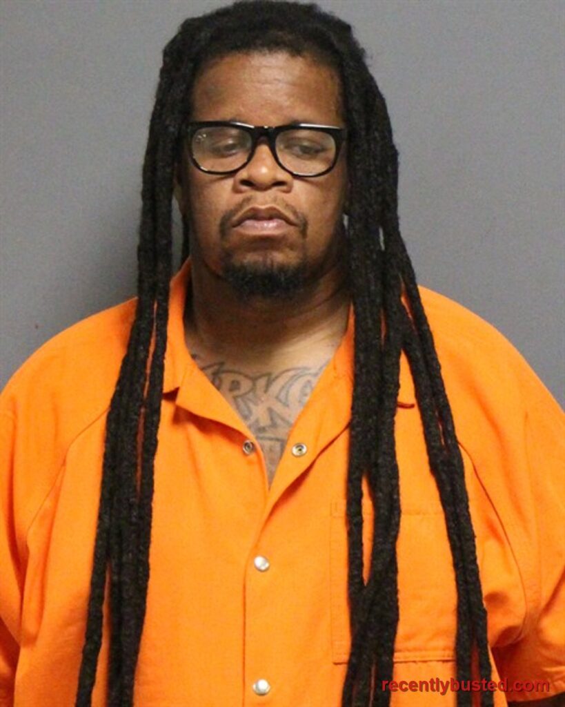 Booking photo of TAHEEM SCUTCHINGS