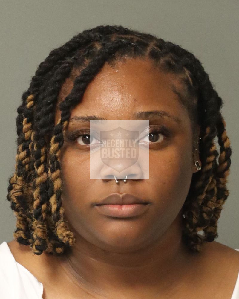 Mugshot of MOORE, NYRELLE LAMEKA TOINE