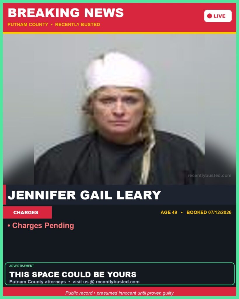 Jennifer Gail Leary — arrest record card, Mugshot Hottie